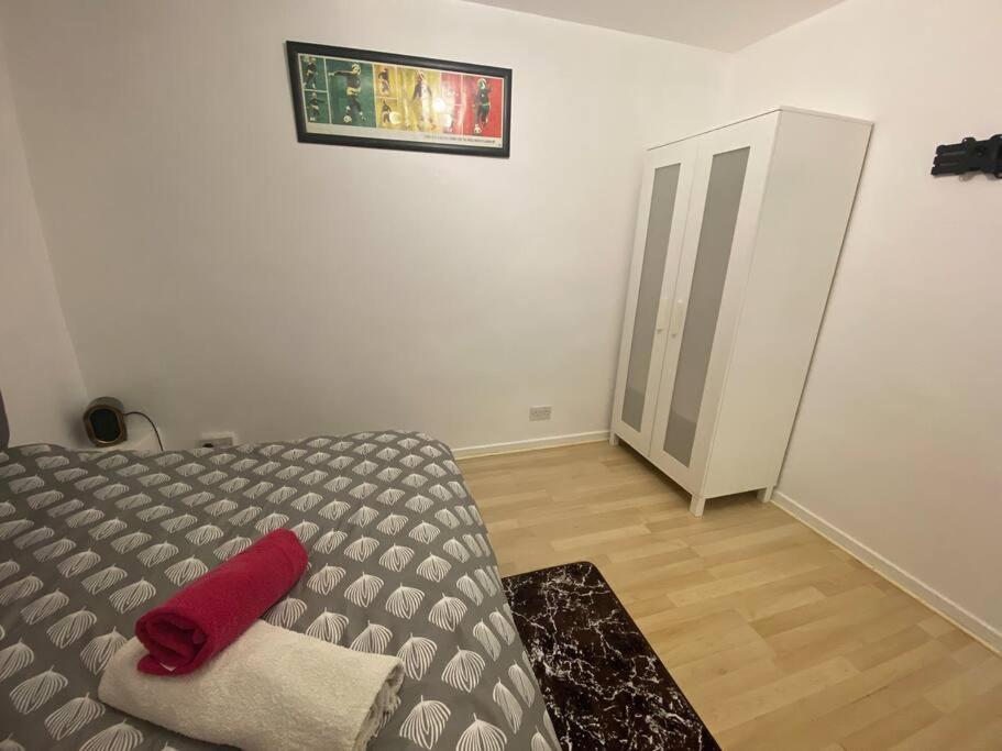 2 Bedroom Flat Camberwell Grove London Exterior photo